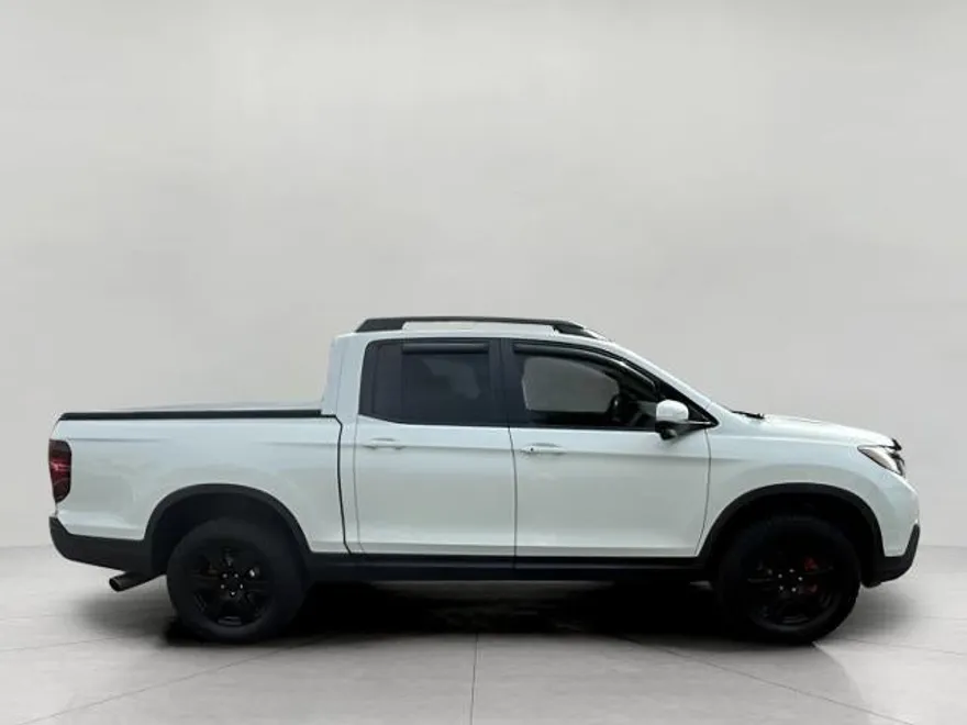 2018 Honda Ridgeline RTL-T photo 1
