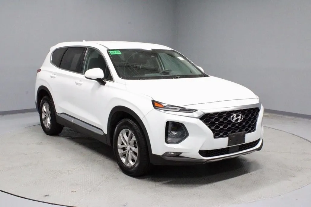 2019 Hyundai Santa Fe SEL photo 1