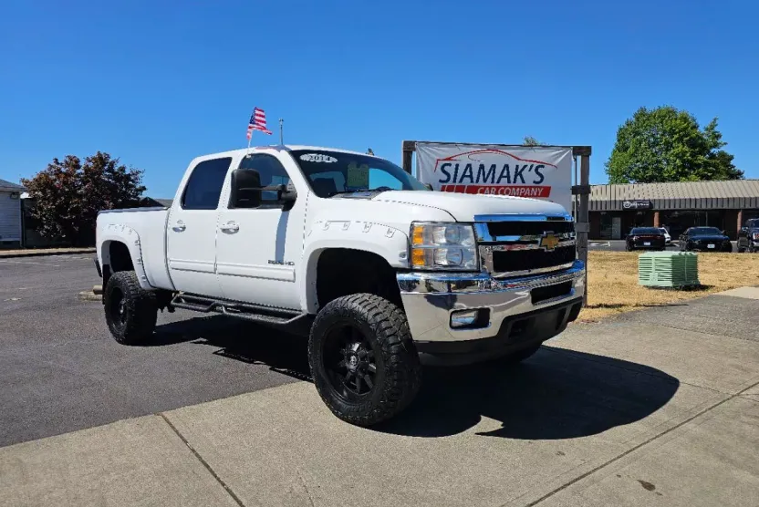 2014 Chevrolet Silverado 2500HD LTZ photo 1