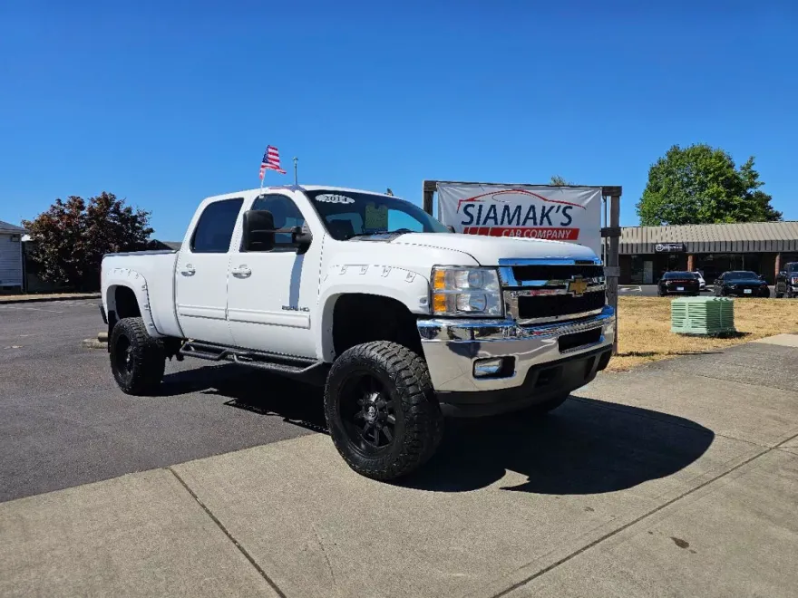 2014 Chevrolet Silverado 2500HD LTZ photo 1