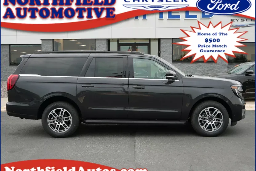 2025 Ford Expedition MAX photo 1