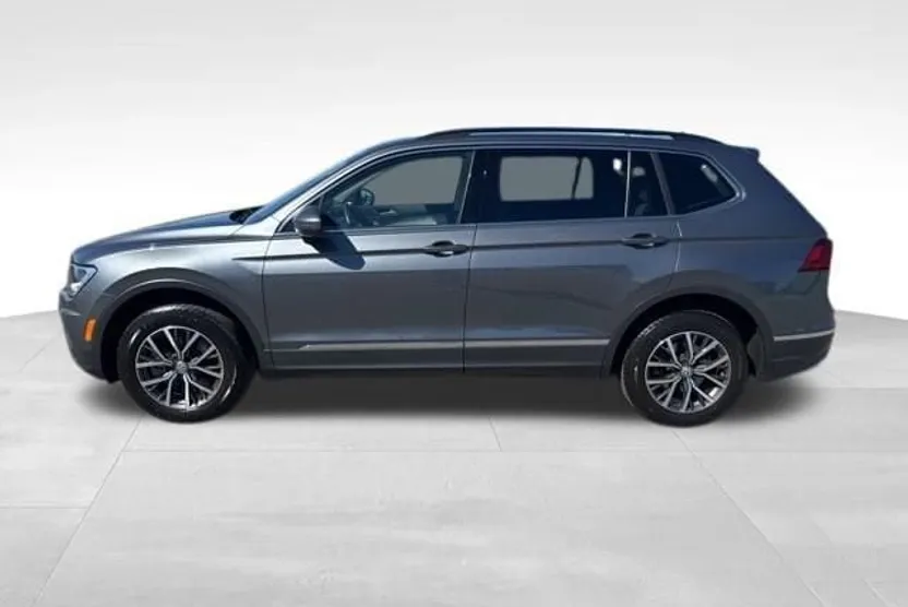 2020 Volkswagen Tiguan SE photo 1