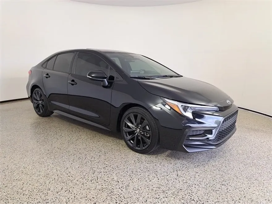 2024 Toyota Corolla SE Premium photo 1