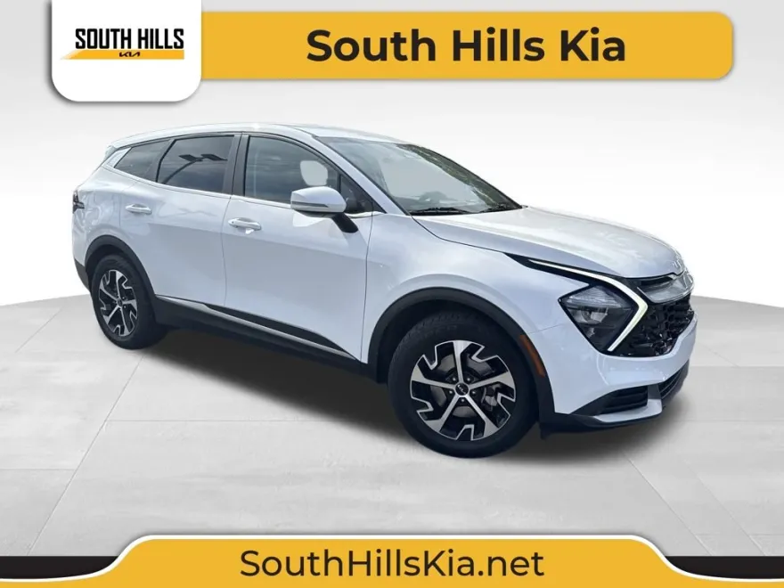 2023 Kia Sportage EX photo 1