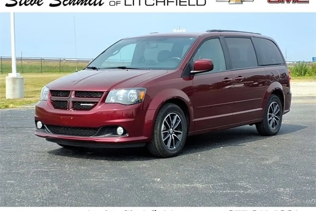 2017 Dodge Grand Caravan GT photo 1