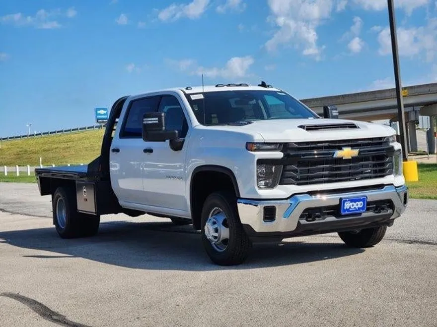 2025 Chevrolet Silverado 3500HD Work Truck photo 1