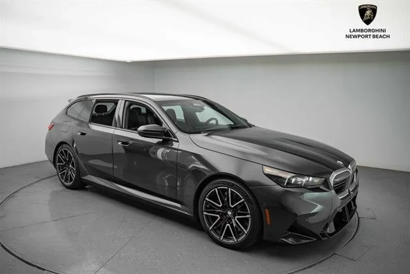 2025 Bmw M5 5 Touring photo 1