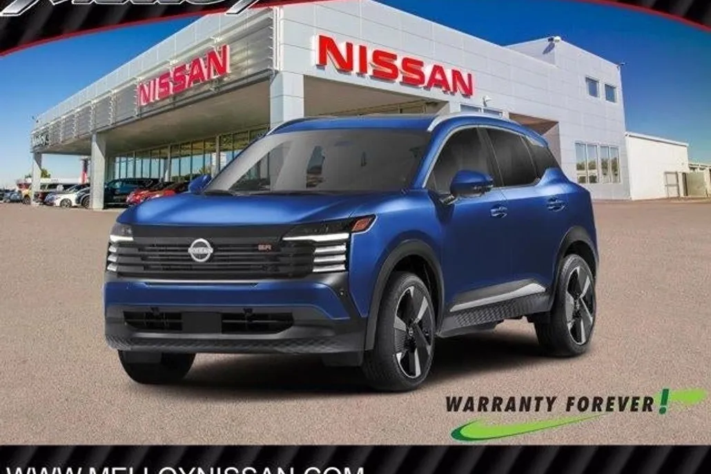 2025 Nissan Kicks SR photo 1