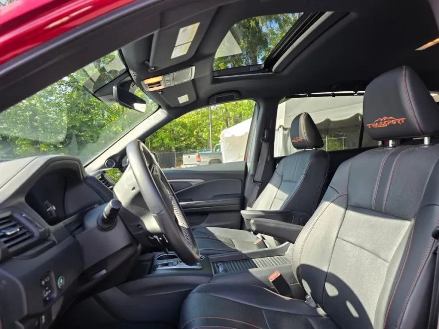 2023 Honda Passport TrailSport photo 1