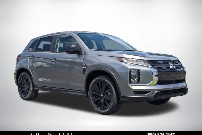 2025 Mitsubishi Outlander Sport LE photo 1