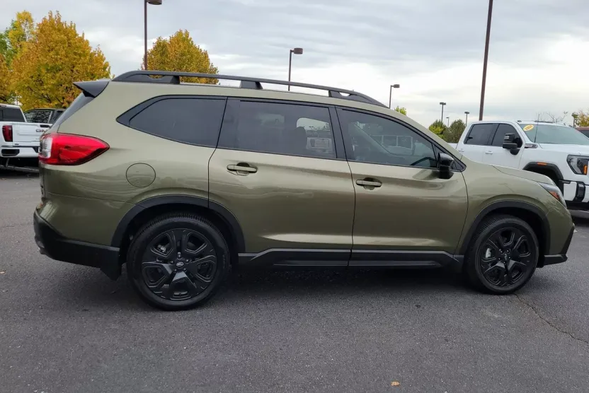 2024 Subaru Ascent Onyx Edition photo 1