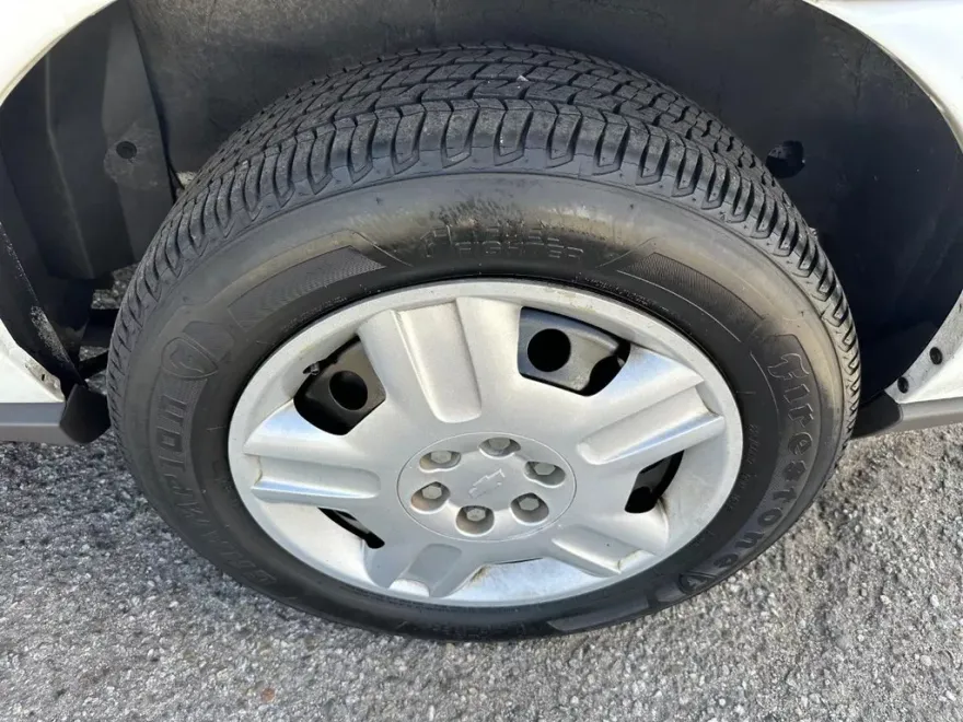 2008 Chevrolet Uplander LS photo 1