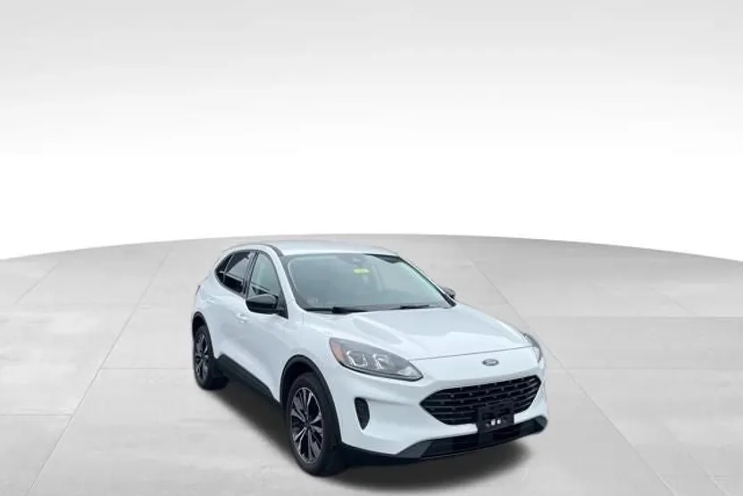 2022 Ford Escape SE photo 1