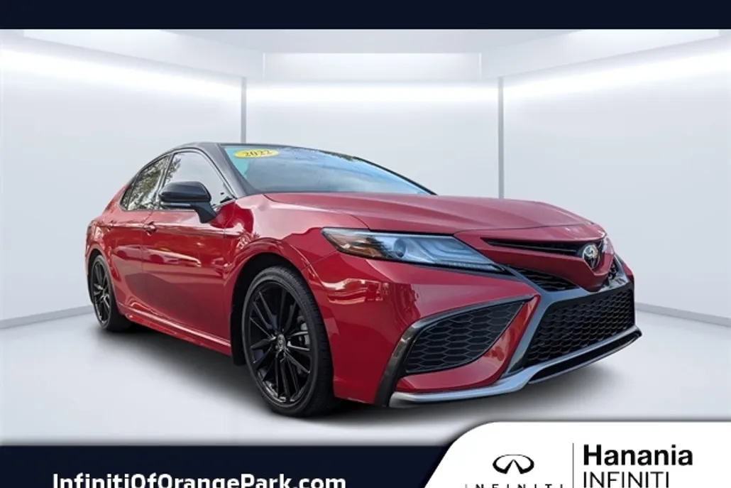 2022 Toyota Camry XSE photo 1