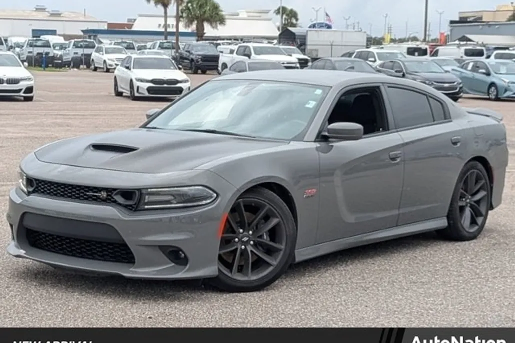 2019 Dodge Charger Scat Pack photo 1