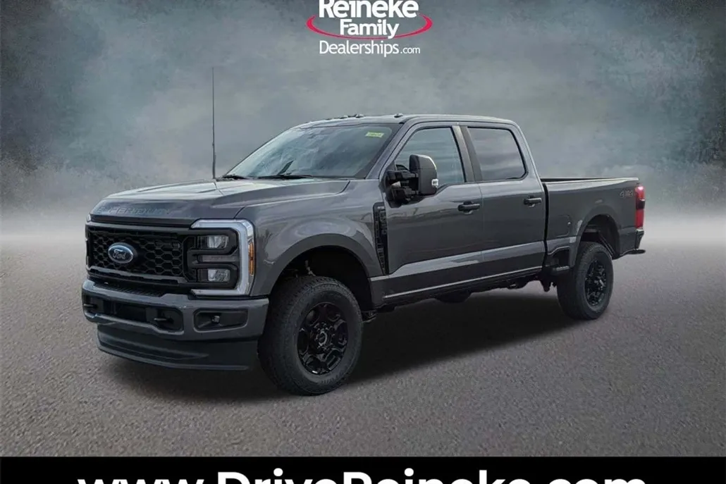 2025 Ford F-350 photo 1
