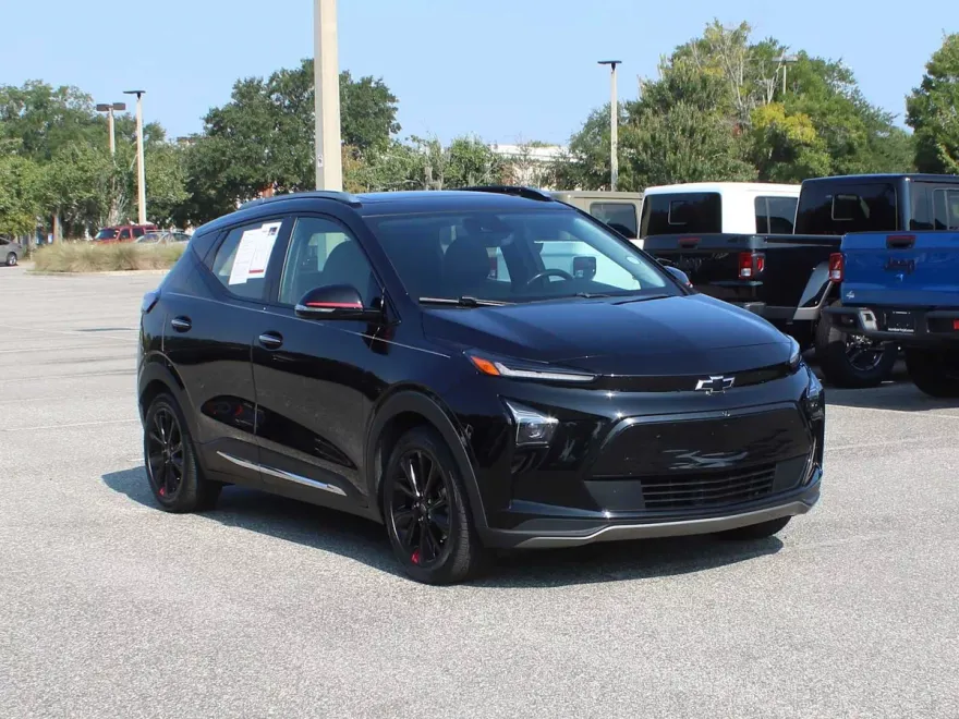 2023 Chevrolet Bolt EUV Premier photo 1