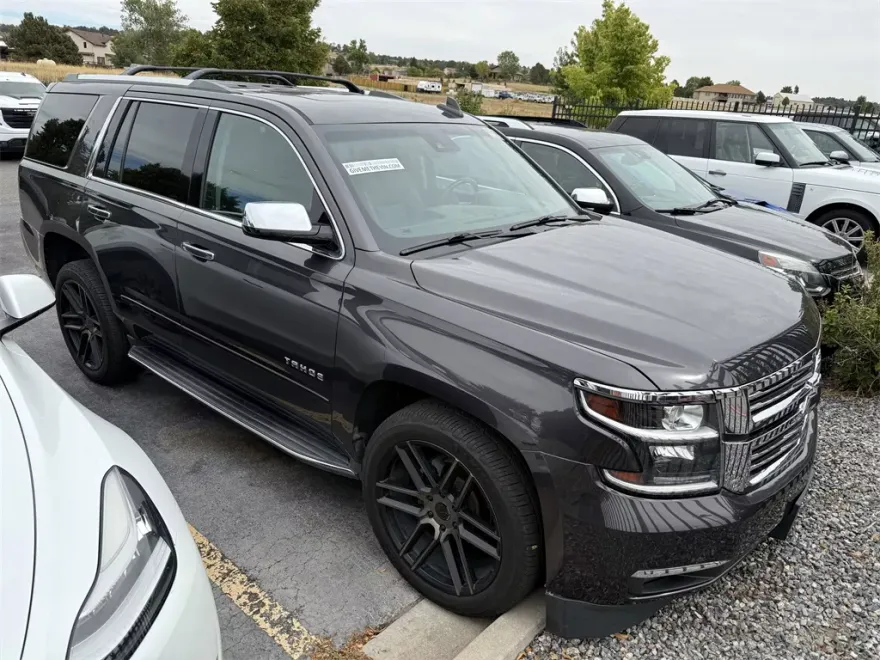 2018 Chevrolet Tahoe Premier photo 1