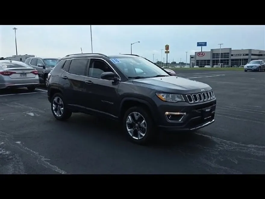 2018 Jeep Compass Limited photo 1