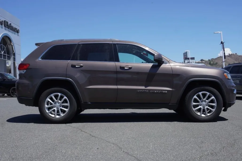 2021 Jeep Grand Cherokee Laredo E photo 1