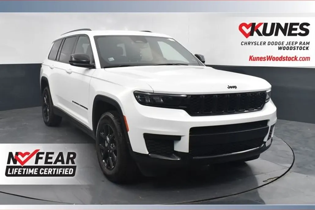 2024 Jeep Grand Cherokee Altitude photo 1