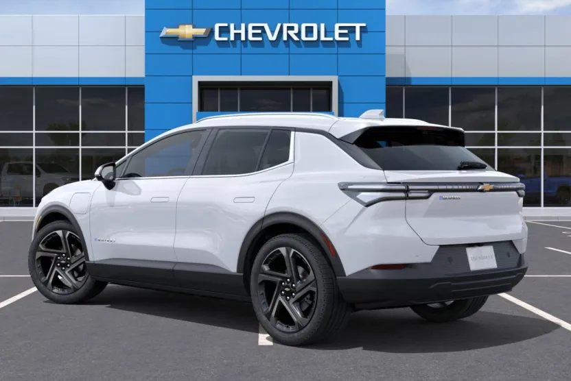 2026 Chevrolet Equinox EV 1LT photo 1