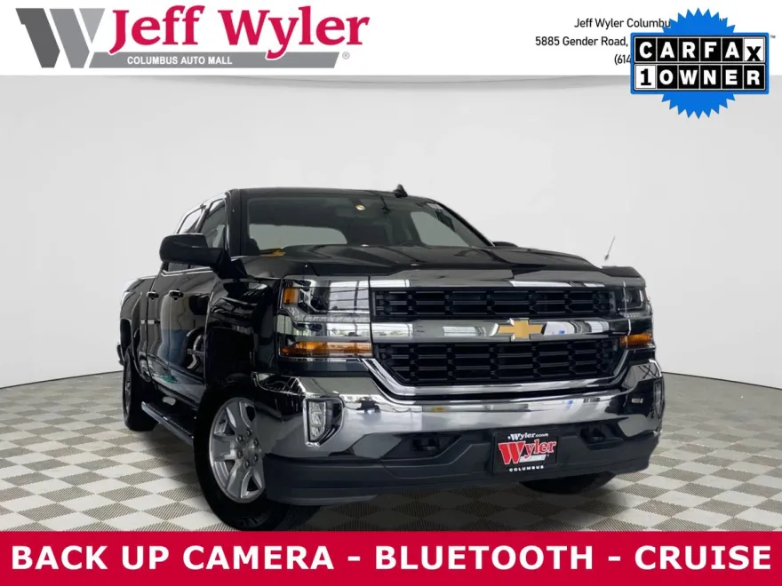 2017 Chevrolet Silverado 1500 LT photo 1