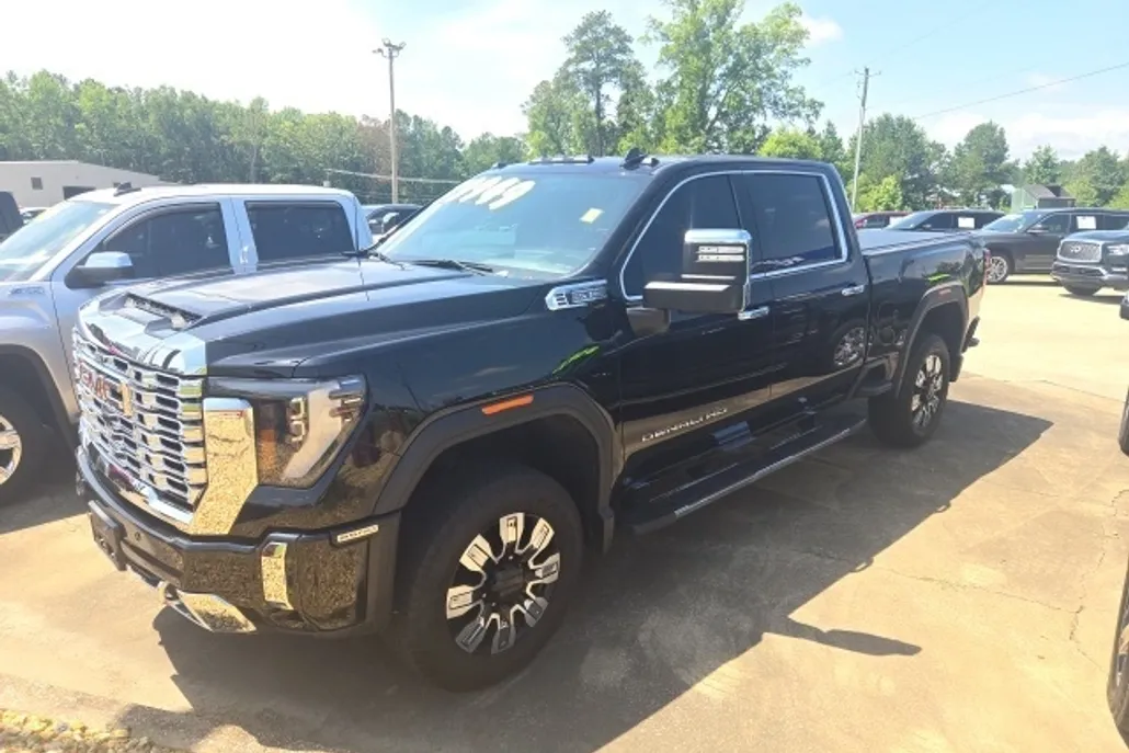 2024 Gmc Sierra HD Denali photo 1