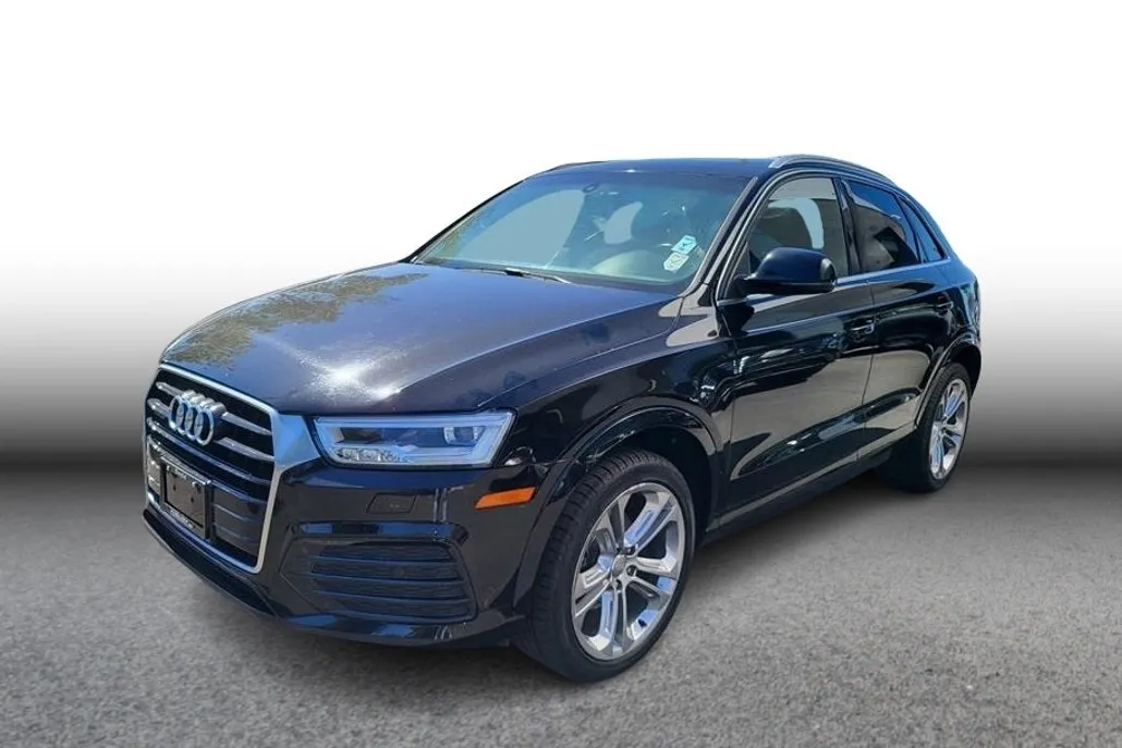 2018 Audi Q3 Premium Plus photo 1