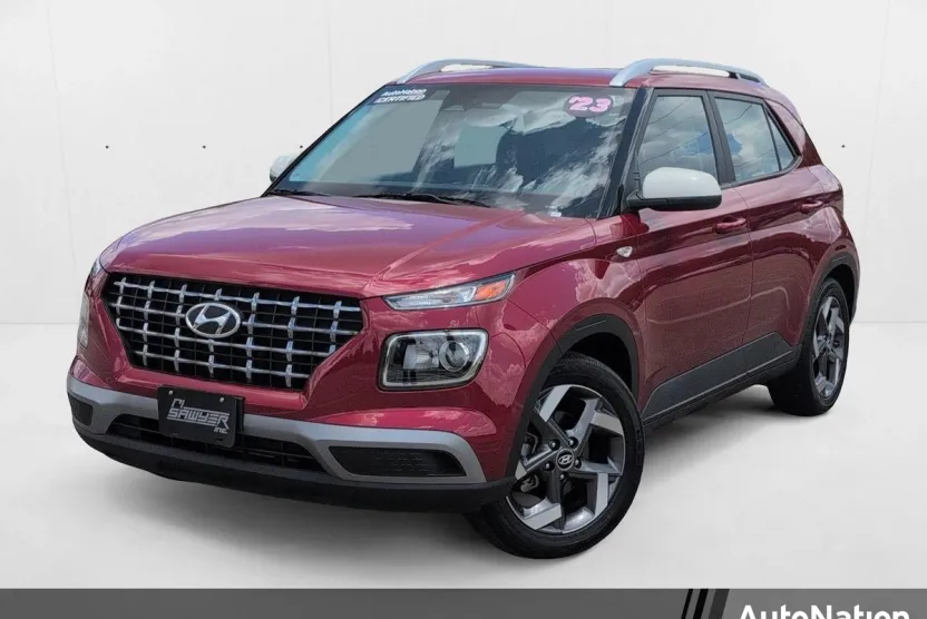 2023 Hyundai Venue SEL photo 1