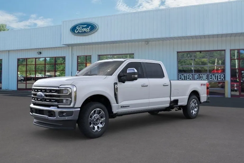 2025 Ford F-350 Lariat photo 1