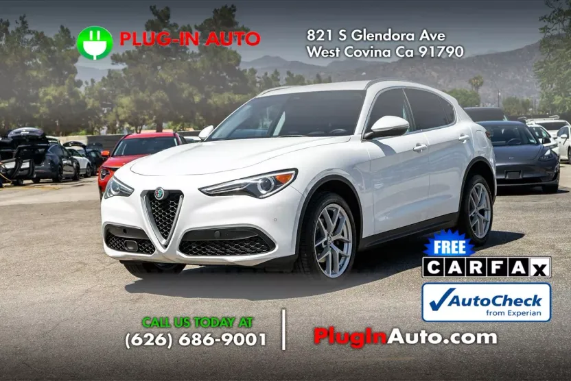 2018 Alfa Romeo Stelvio Ti photo 1