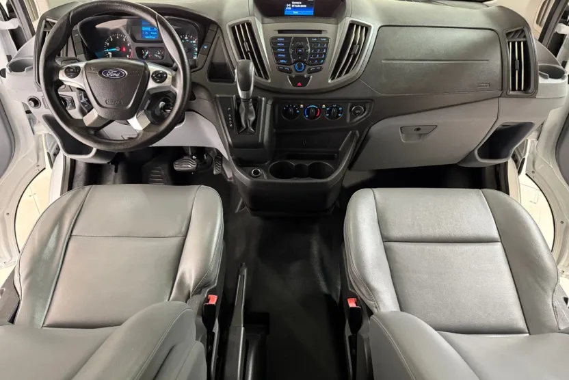 2019 Ford Transit XL Van photo 1