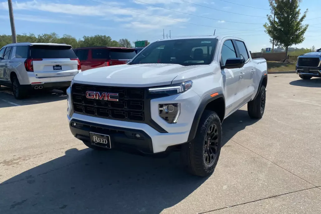2026 Gmc Canyon Elevation photo 1
