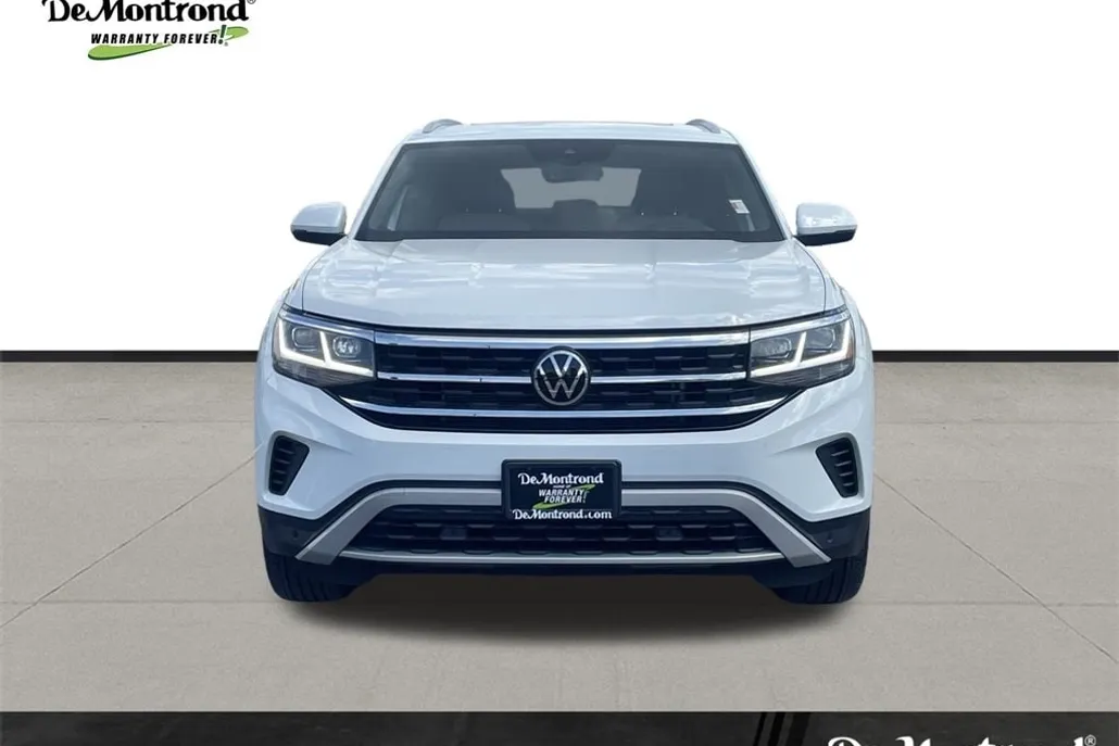 2022 Volkswagen Atlas Cross Sport SEL photo 1
