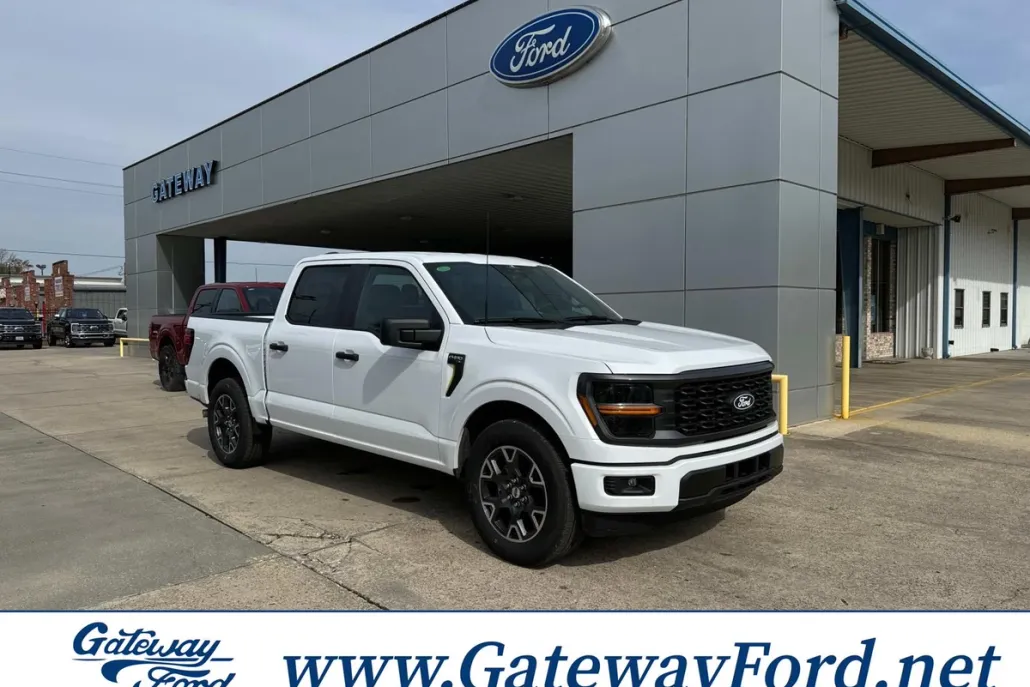 2025 Ford F-150 STX photo 1