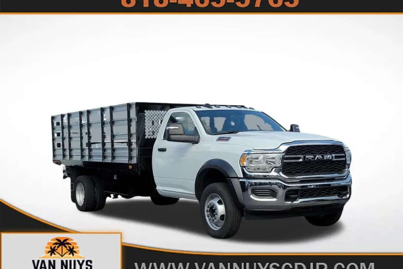 2023 Ram 5500 Tradesman photo 1