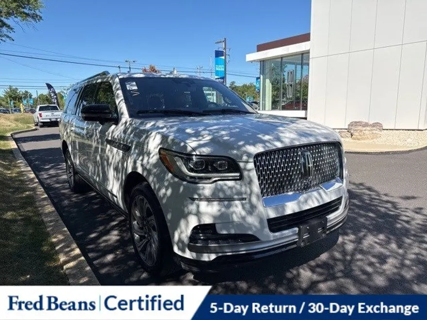 2022 Lincoln Navigator L Reserve photo 1