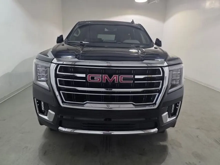 2023 Gmc Yukon SLT photo 1