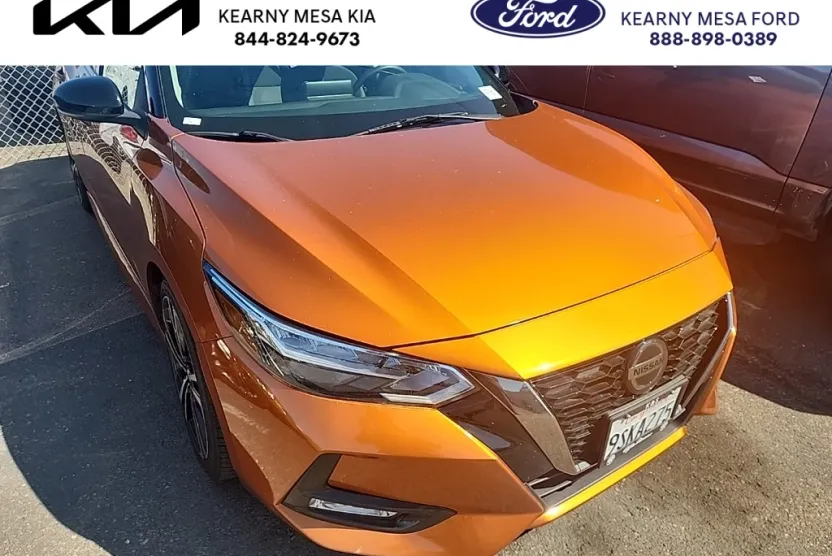 2021 Nissan Sentra SR photo 1