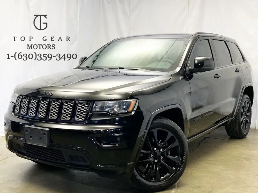 2017 Jeep Grand Cherokee Altitude photo 1