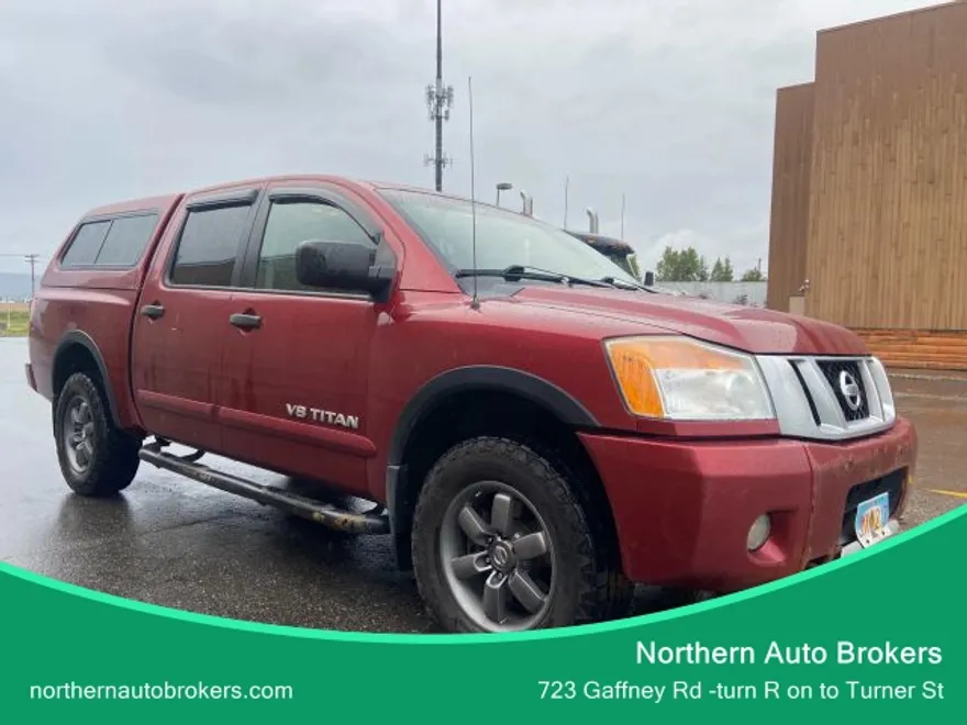 2014 Nissan Titan Crew Cab PRO-4X photo 1
