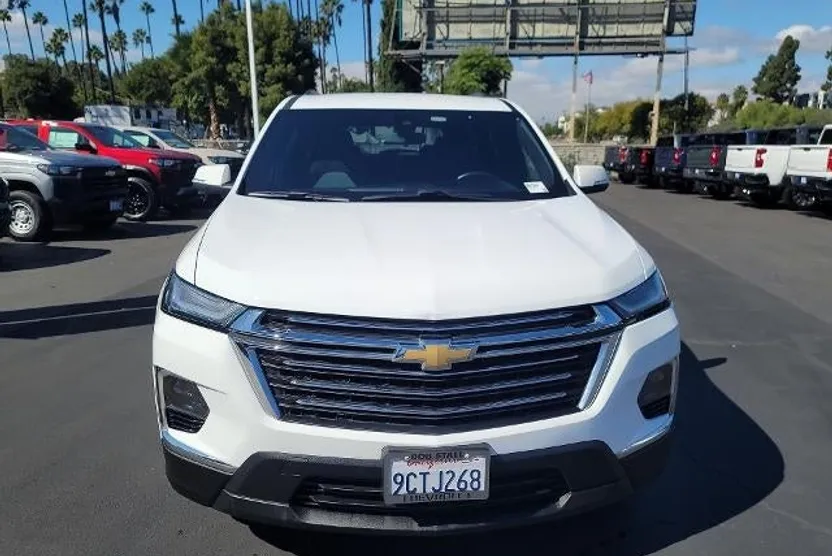 2023 Chevrolet Traverse Cloth photo 1