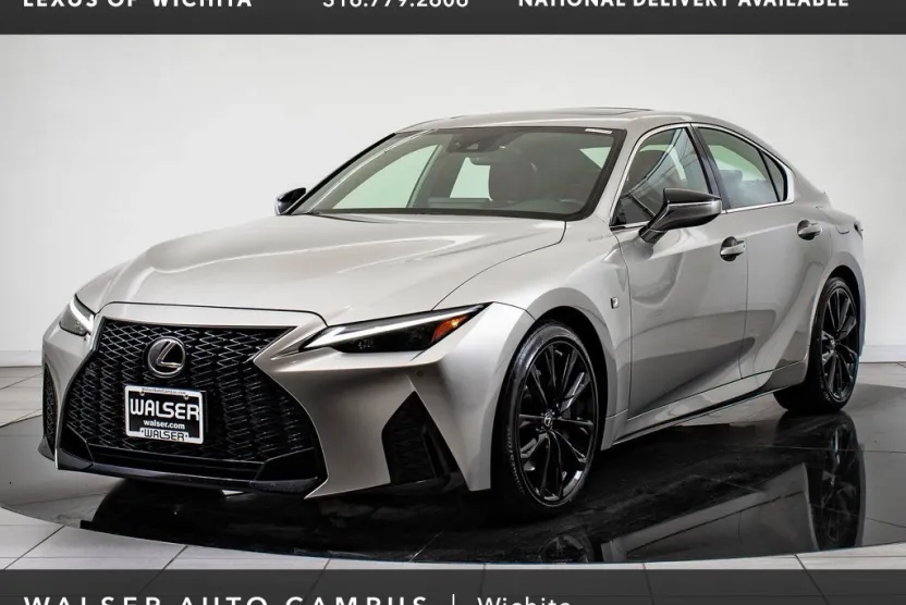 2021 Lexus IS 350 F SPORT photo 1
