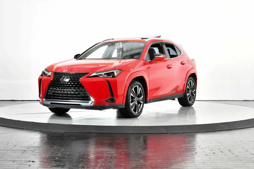 2022 Lexus UX 200 photo 1
