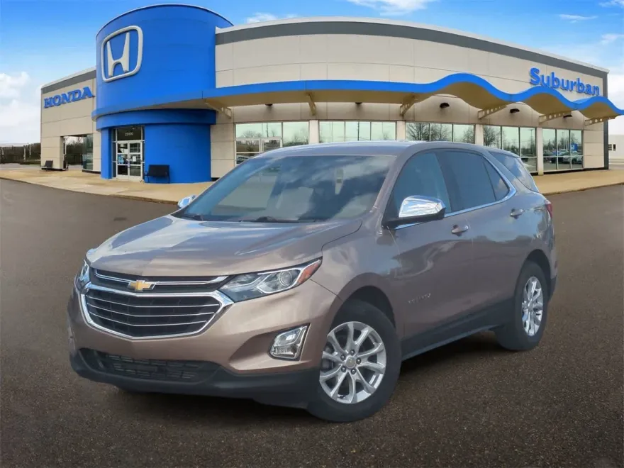 2018 Chevrolet Equinox LT photo 1