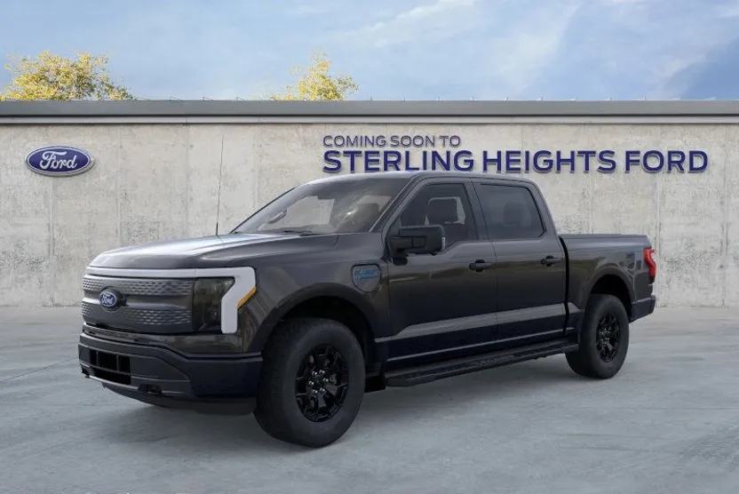 2025 Ford F-150 Lightning XLT photo 1