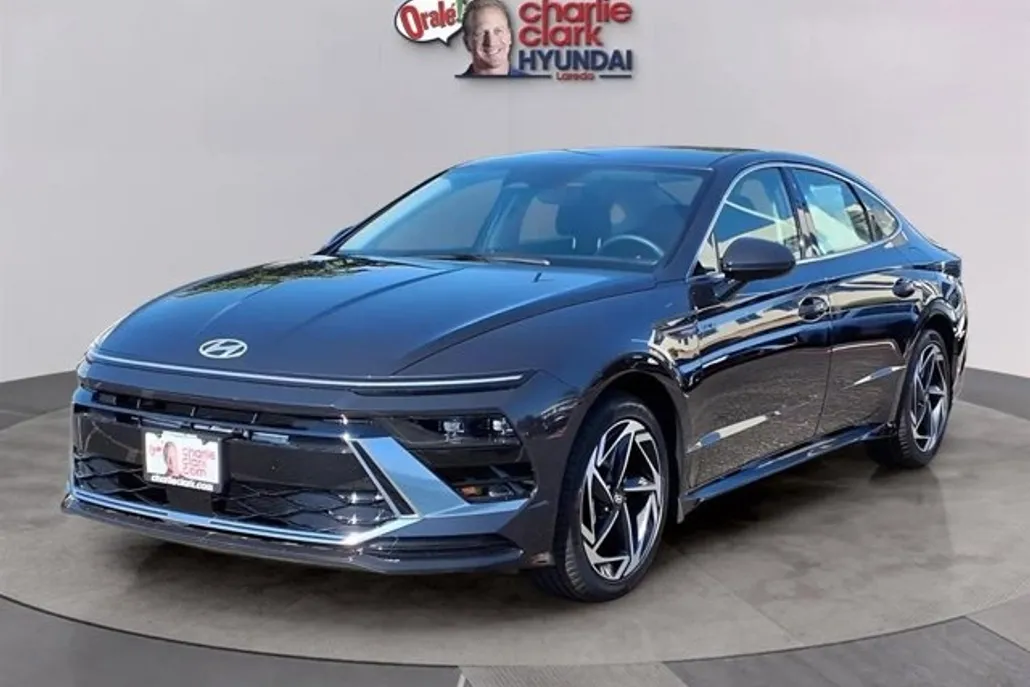 2026 Hyundai Sonata SEL Sport photo 1