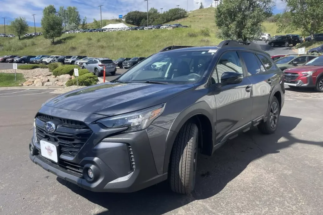 2025 Subaru Outback Onyx Edition photo 1