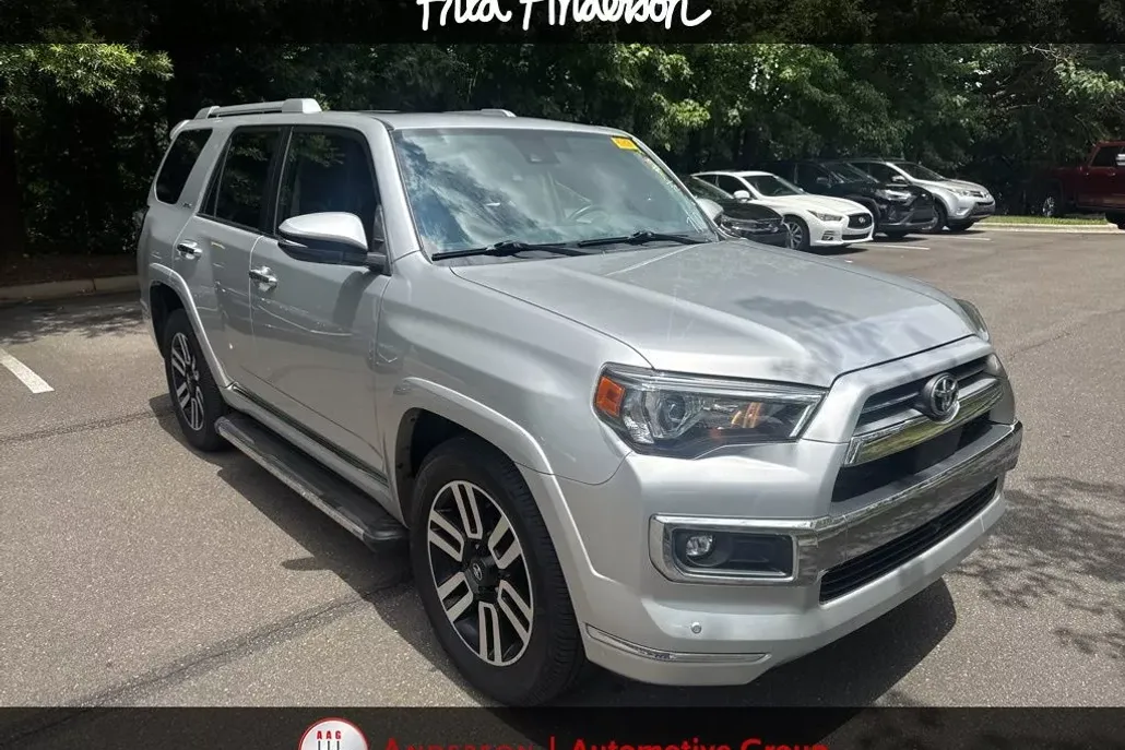 2022 Toyota 4Runner Limited photo 1